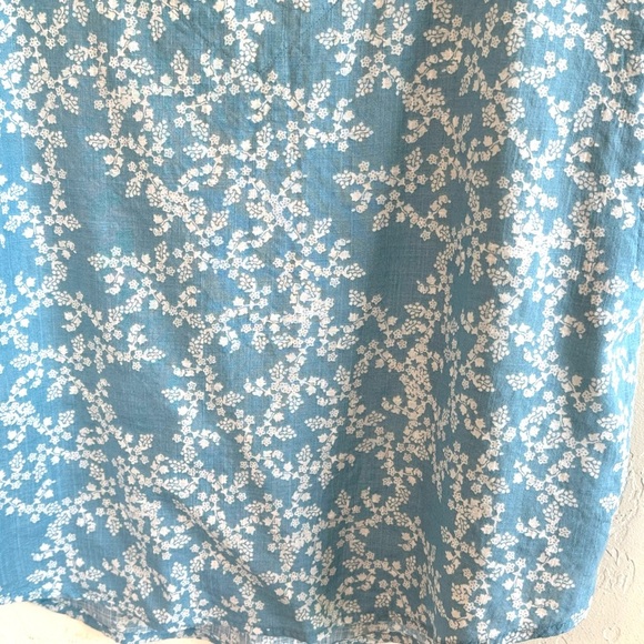Ana Blue & White Floral V Neck Boho Beachy Feminine Pretty Blouse Top Sz S - Picture 3 of 10